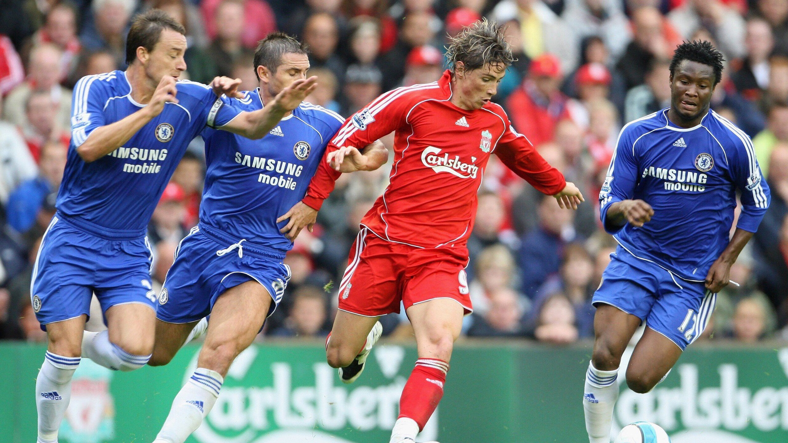 “万众瞩目的季后赛首轮大战,冠军悬念再升级”,季后赛首轮几场